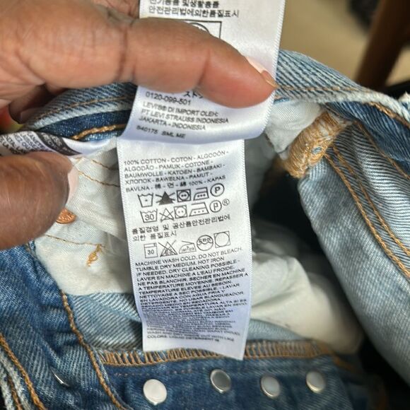 Levi’s 501 Button fly Jean Shorts 30W - Picture 6 of 6